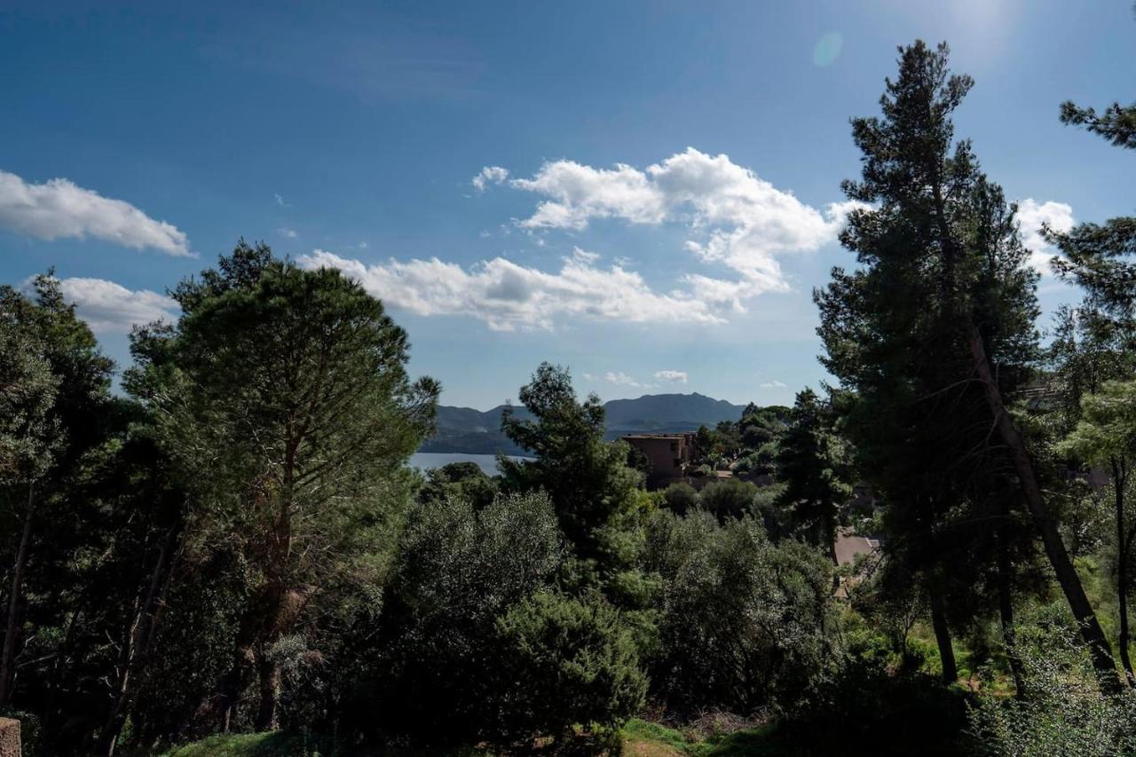 Lucianasit Lägenhet Cugnana Verde Exteriör bild